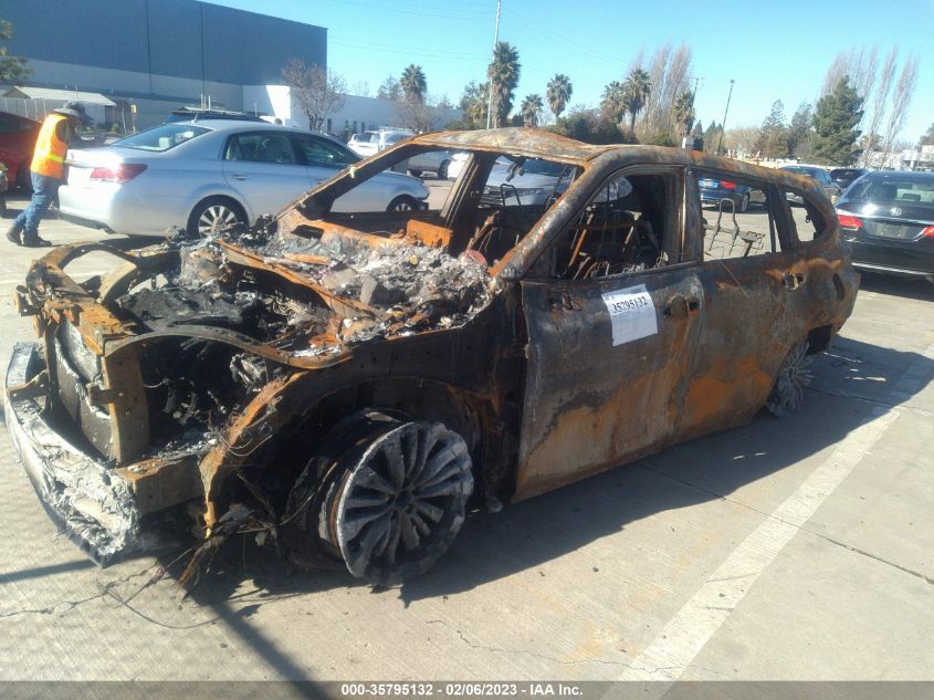 2021 TOYOTA HIGHLANDER PLATINUM VIN: 5TDFZRBH4MS115601