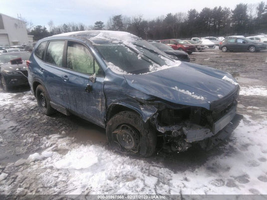 2022 SUBARU FORESTER VIN: JF2SKAAC4NH517135