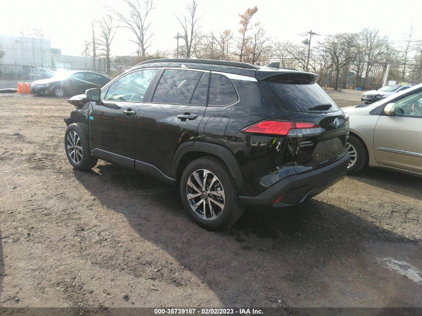 2022 TOYOTA COROLLA CROSS XLE VIN: 7MUDAABG0NV043228