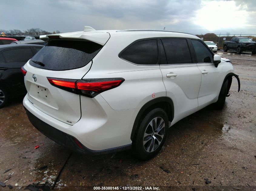 2021 TOYOTA HIGHLANDER XLE VIN: 5TDGZRAH3MS064825
