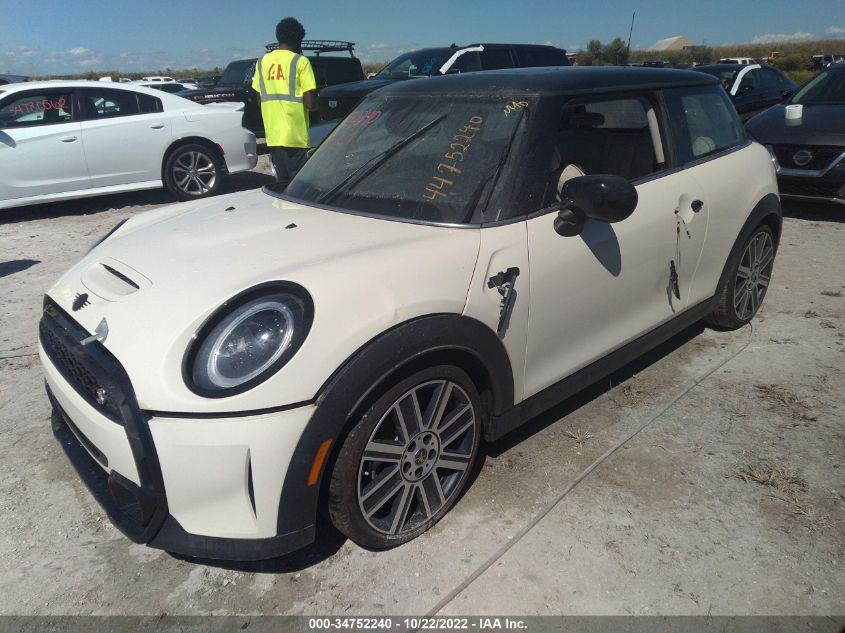 2022 MINI HARDTOP 2 DOOR COOPER S VIN: WMW53DH04N2R48824