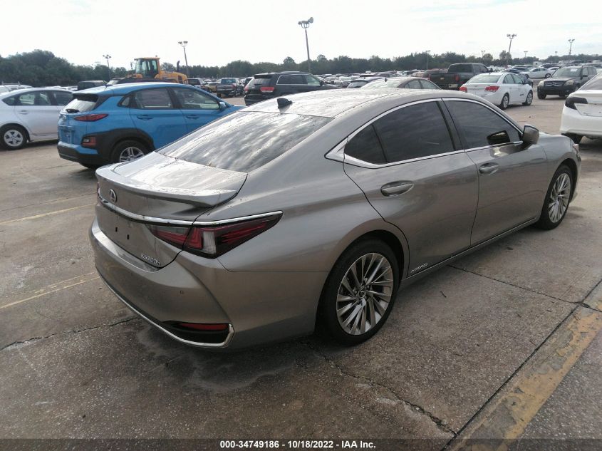 2021 LEXUS ES ES 300H ULTRA LUXURY VIN: 58AFA1C17MU010982