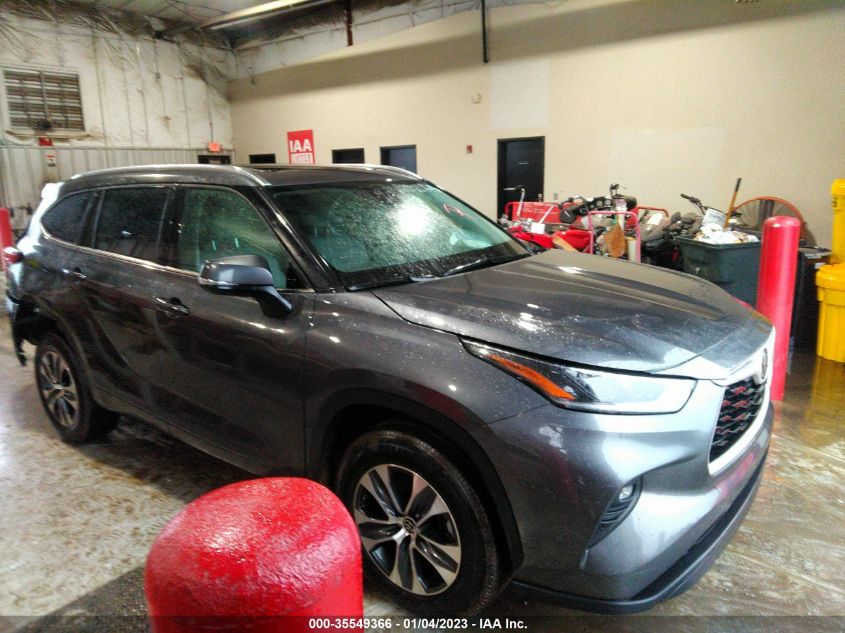 2021 TOYOTA HIGHLANDER XLE VIN: 5TDGZRAH7MS086407