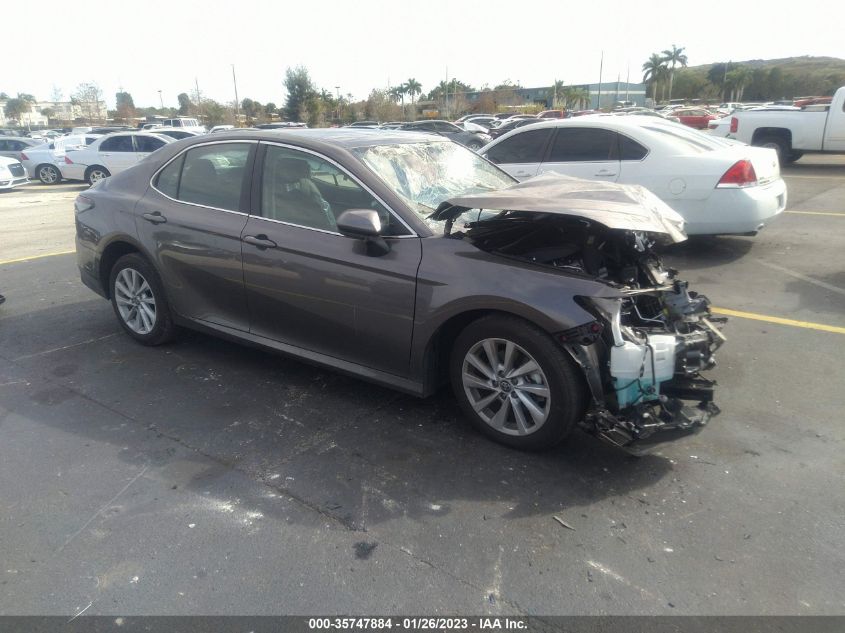 2022 TOYOTA CAMRY LE VIN: 4T1C11AK1NU691552