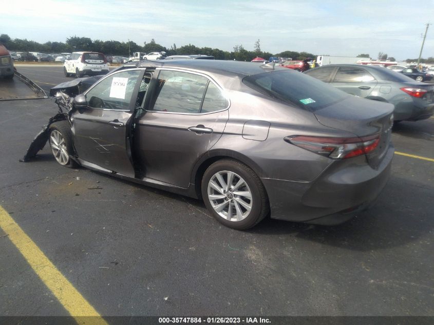 2022 TOYOTA CAMRY LE VIN: 4T1C11AK1NU691552