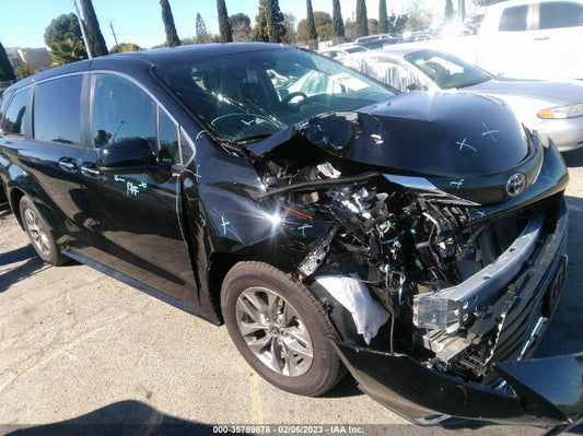 2022 TOYOTA SIENNA XLE VIN: 5TDYRKEC5NS132103