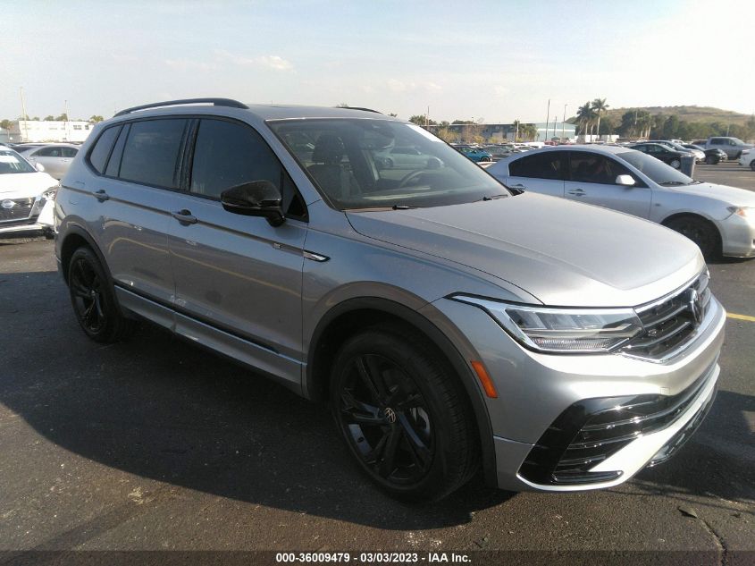 2023 VOLKSWAGEN TIGUAN SE R-LINE BLACK VIN: 3VVCB7AX0PM025307