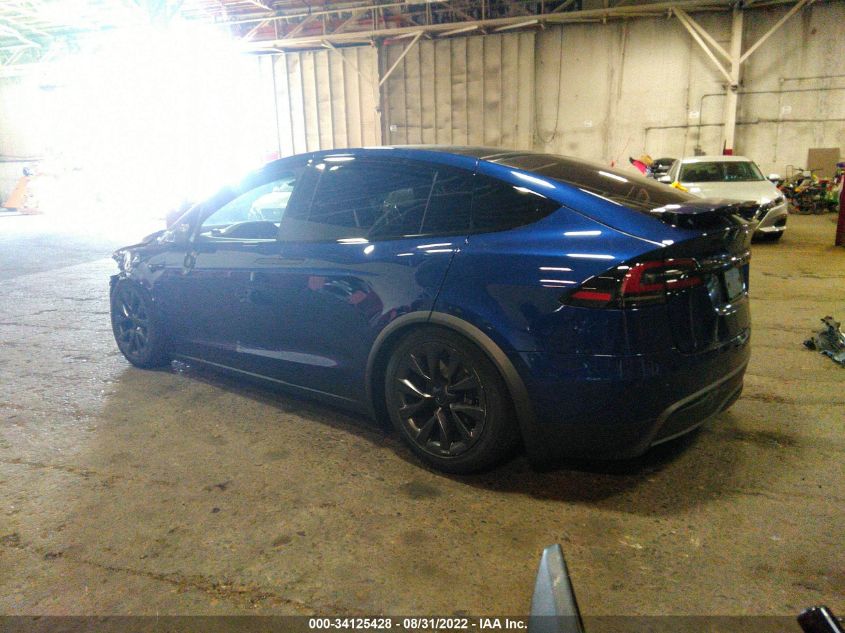 2022 TESLA MODEL X VIN: 7SAXCDE52NF354793