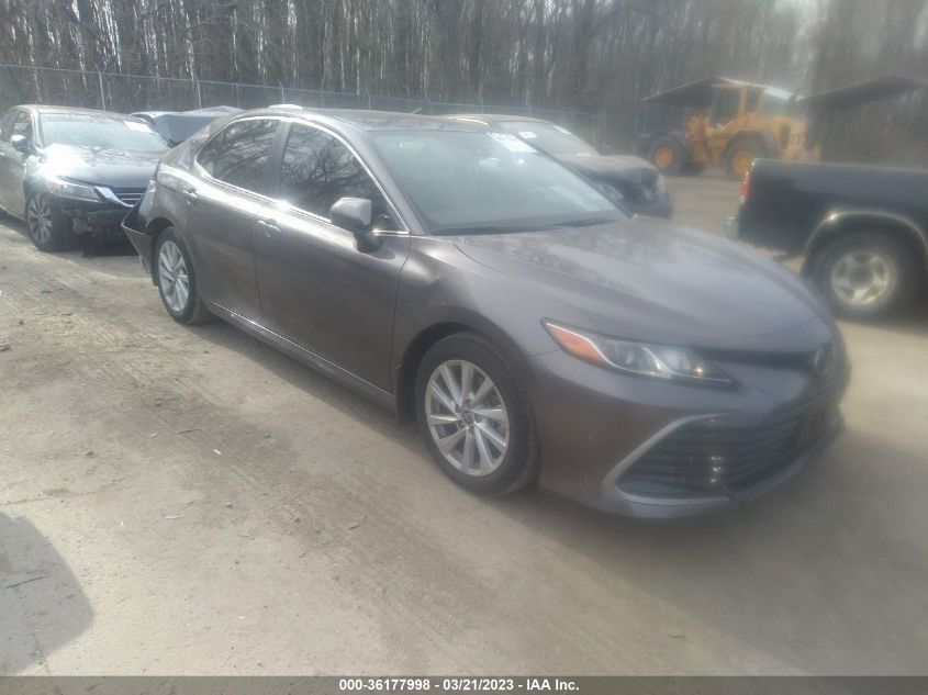 2022 TOYOTA CAMRY LE VIN: 4T1C11AK0NU704971