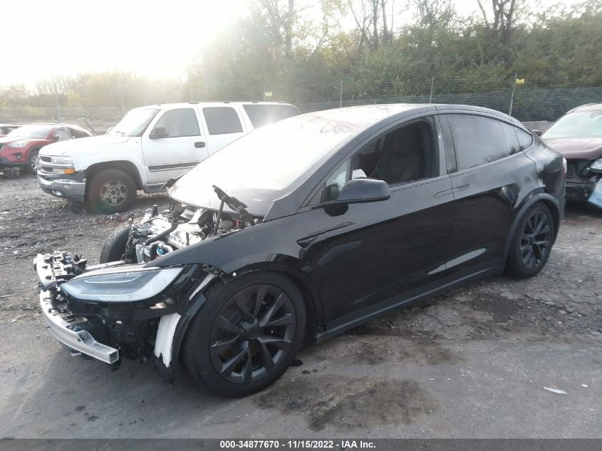 2022 TESLA MODEL X VIN: 7SAXCBE57NF333104