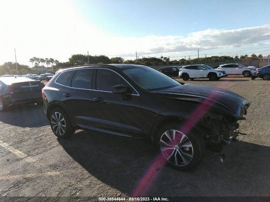 2022 VOLVO XC60 MOMENTUM VIN: YV4L12DKXN1911663