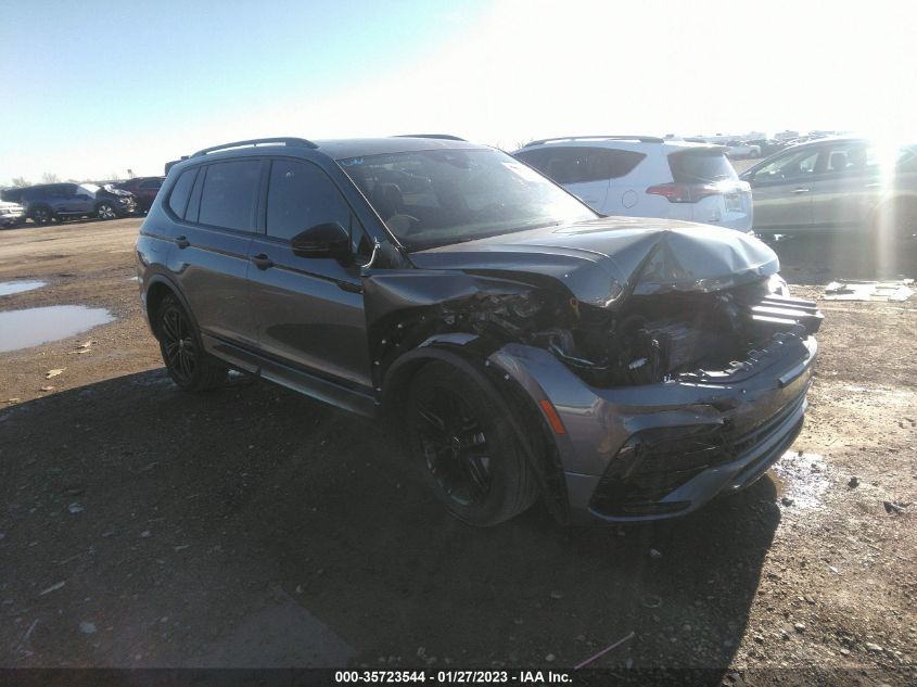 2022 VOLKSWAGEN TIGUAN SE R-LINE BLACK VIN: 3VVCB7AX6NM131838