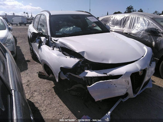 2022 ALFA ROMEO STELVIO SPRINT VIN: ZASPAJAN8N7D44189