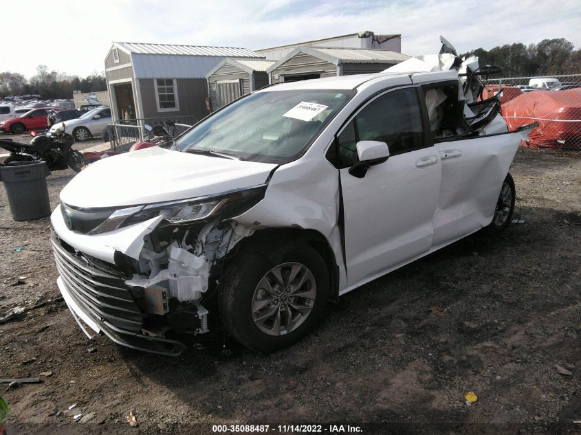 2022 TOYOTA SIENNA LE VIN: 5TDKRKEC7NS126888