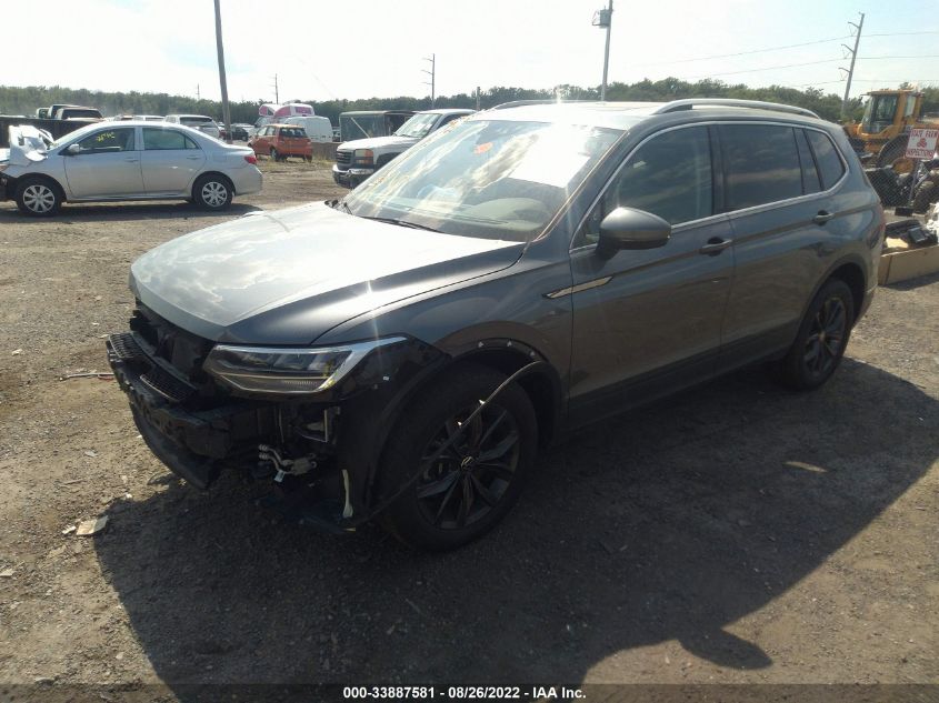 2022 VOLKSWAGEN TIGUAN SE VIN: 3VV2B7AX8NM018713