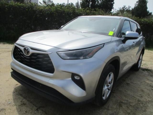 2022 TOYOTA HIGHLANDER LE VIN: 5TDZZRAH9NS091828