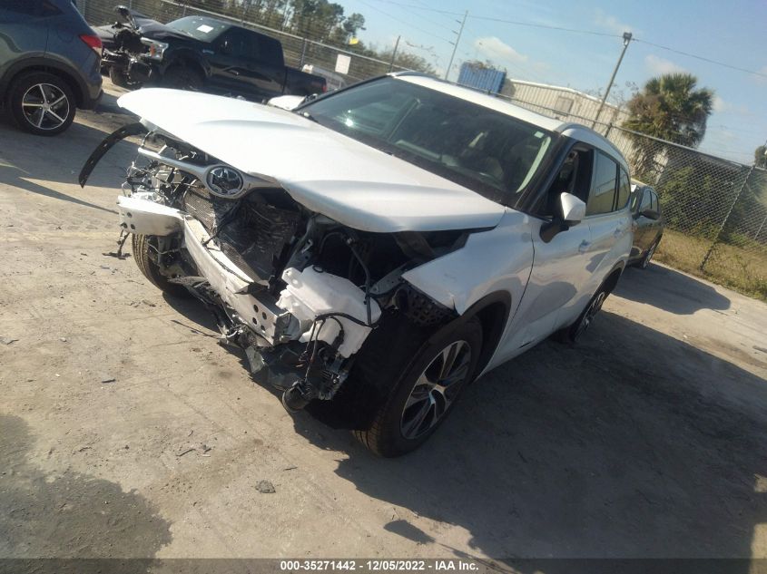 2022 TOYOTA HIGHLANDER XLE VIN: 5TDGZRAH4NS540890