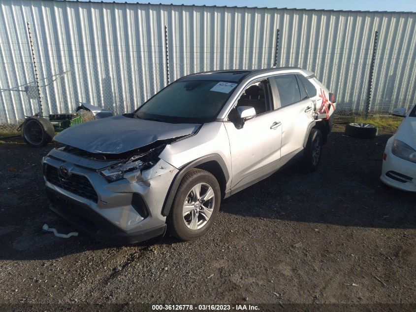 2022 TOYOTA RAV4 XLE VIN: 2T3W1RFV8NC202409