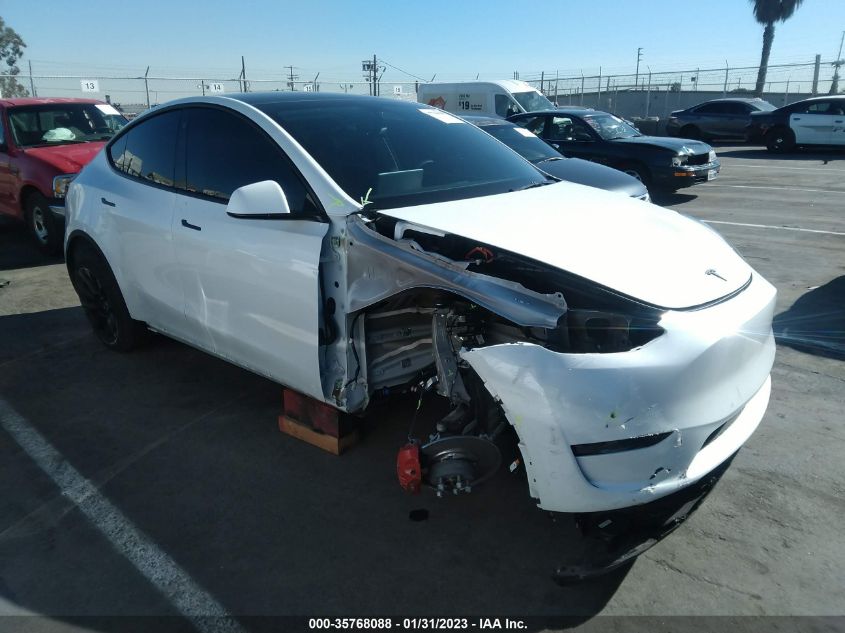 2022 TESLA MODEL Y LONG RANGE VIN: 7SAYGDEE9NF323548