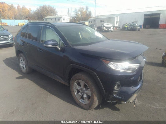2021 TOYOTA RAV4 XLE VIN: JTMP1RFV9MD075748