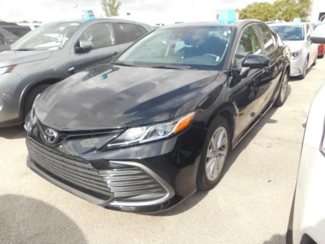 2021 TOYOTA CAMRY LE VIN: 4T1C11AK5MU591596