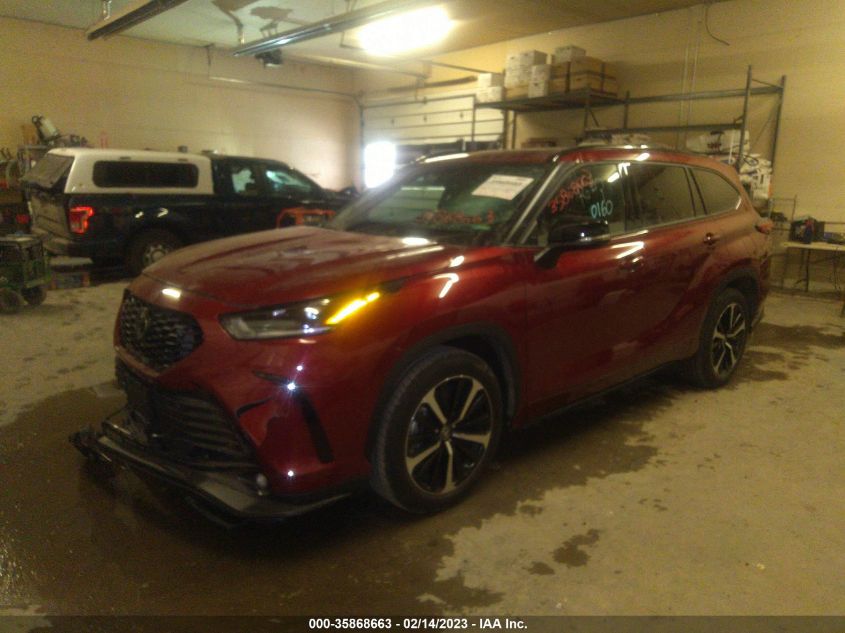 2022 TOYOTA HIGHLANDER XSE VIN: 5TDLZRBH3NS203799