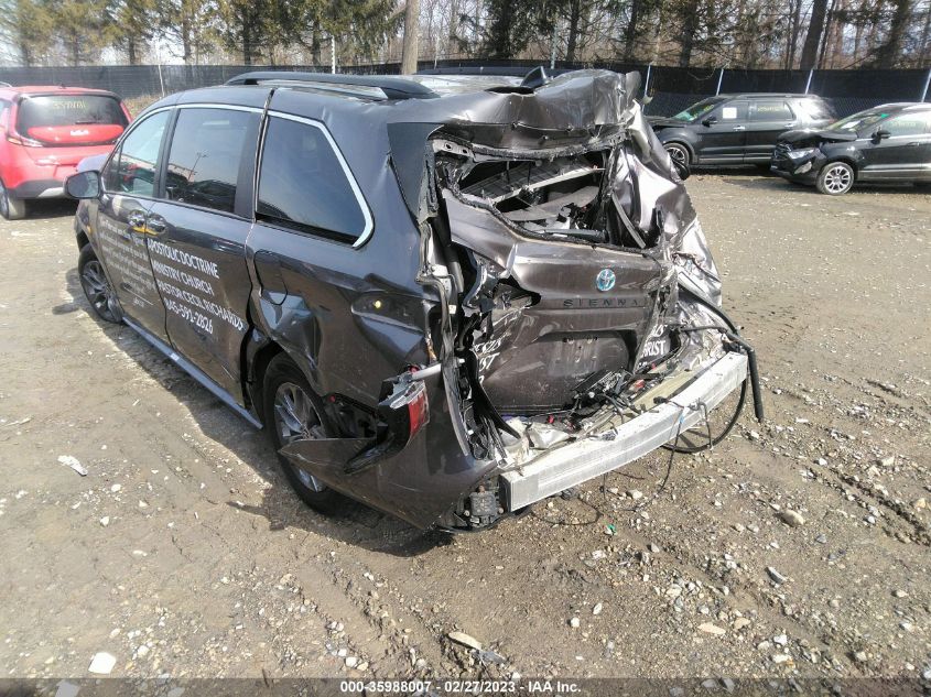 2022 TOYOTA SIENNA XLE VIN: 5TDJRKEC9NS075082