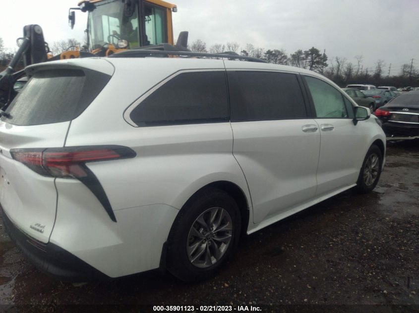 2022 TOYOTA SIENNA XLE VIN: 5TDJRKEC6NS102853