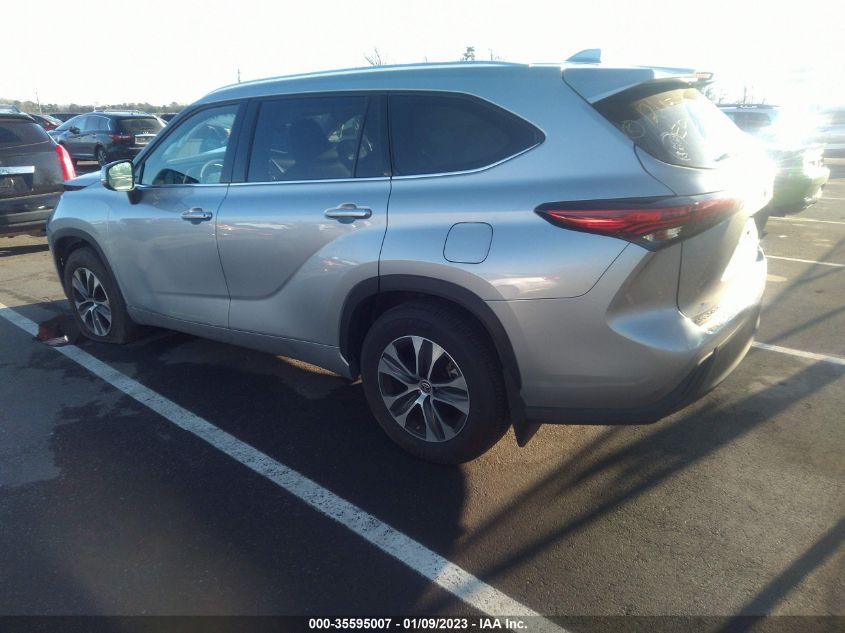2021 TOYOTA HIGHLANDER XLE VIN: 5TDGZRBH8MS097320