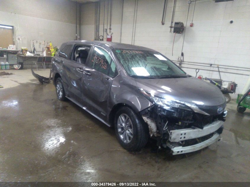 2021 TOYOTA SIENNA XLE VIN: 5TDYRKEC9MS021536