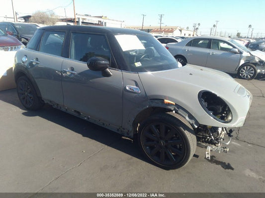 2021 MINI HARDTOP 4 DOOR COOPER S VIN: WMWXU9C04M2P46123