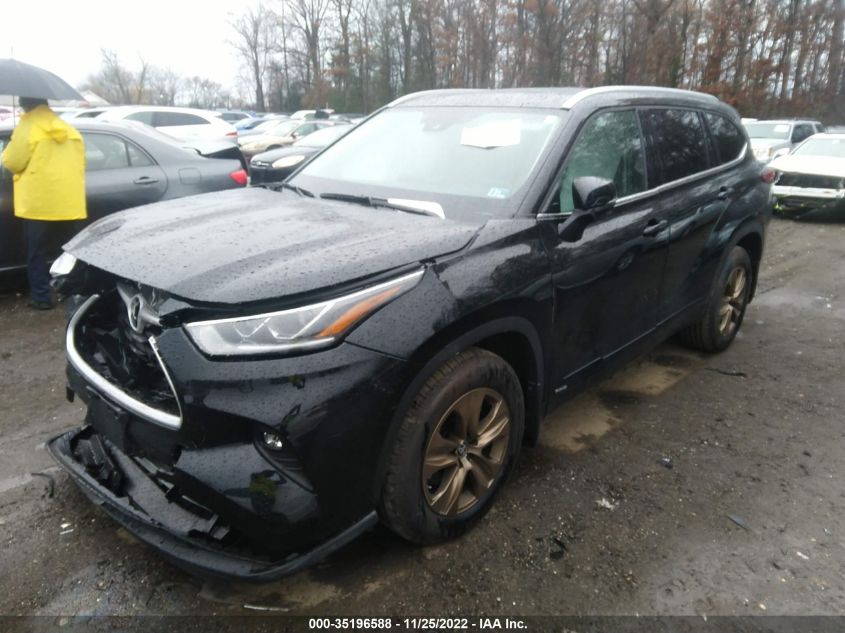 2022 TOYOTA HIGHLANDER HYBRID XLE BRONZE VIN: 5TDABRCH4NS560449