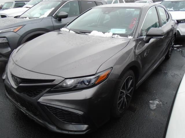 2022 TOYOTA CAMRY SE VIN: 4T1G11AK7NU637822