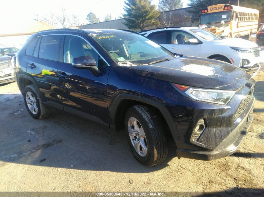2021 TOYOTA RAV4 XLE VIN: 2T3P1RFV9MW167302
