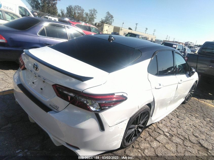 2022 TOYOTA CAMRY HYBRID XSE VIN: 4T1K31AK0NU043366
