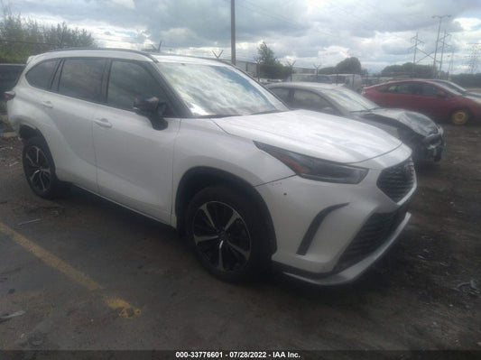 2021 TOYOTA HIGHLANDER XSE VIN: 5TDJZRBH2MS113842