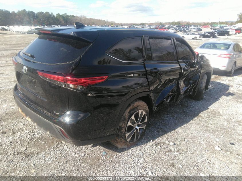 2021 TOYOTA HIGHLANDER XLE VIN: 5TDGZRAH0MS043155