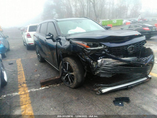 2021 TOYOTA HIGHLANDER XSE VIN: 5TDLZRAH3MS032553