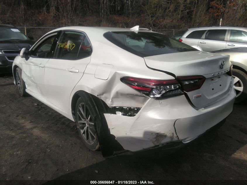 2022 TOYOTA CAMRY XLE VIN: 4T1F11BKXNU052937