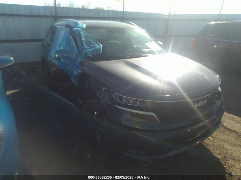 2022 KIA SORENTO HYBRID S VIN: KNDRG4LG2N5090636