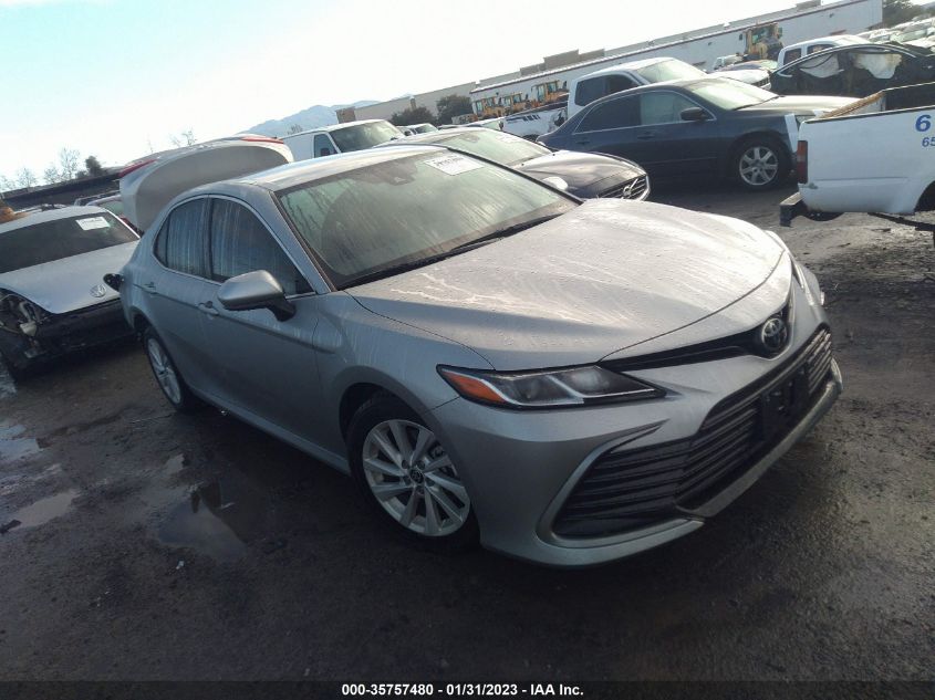 2022 TOYOTA CAMRY LE VIN: 4T1C11AK9NU627324