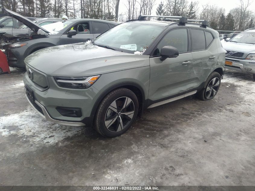 2021 VOLVO XC40 VIN: YV4ED3UR5M2532369
