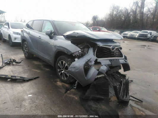 2021 TOYOTA HIGHLANDER HYBRID XLE VIN: 5TDGBRCH4MS035433