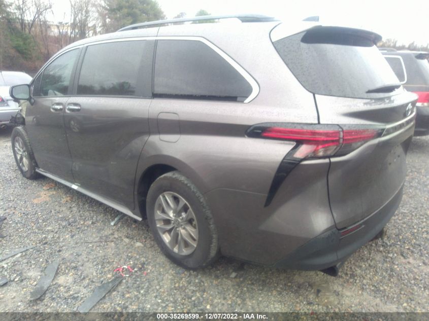 2022 TOYOTA SIENNA XLE VIN: 5TDYRKECXNS107777