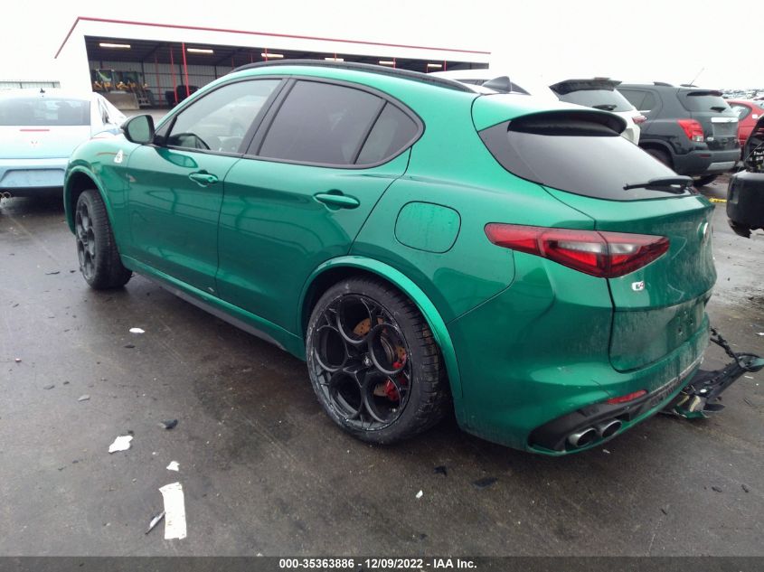 2022 ALFA ROMEO STELVIO QUADRIFOGLIO VIN: ZASPAKEV1N7D47046