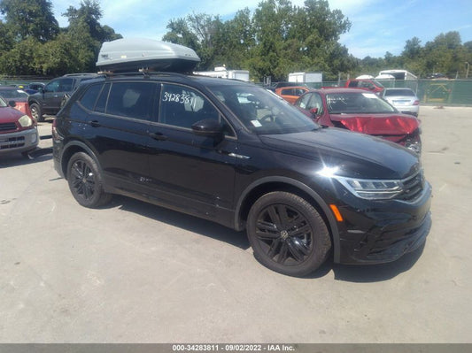2022 VOLKSWAGEN TIGUAN SE R-LINE BLACK VIN: 3VV8B7AX1NM051126