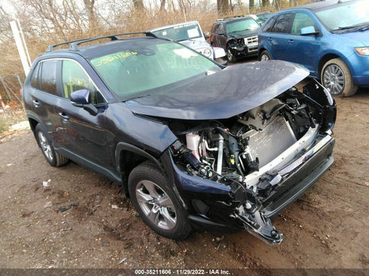 2022 TOYOTA RAV4 XLE VIN: JTMP1RFV4ND086514