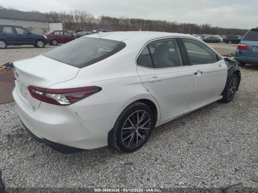 2022 TOYOTA CAMRY XLE VIN: 4T1F11BK2NU047893