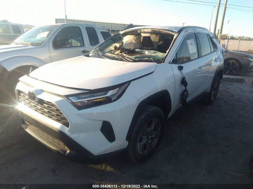 2022 TOYOTA RAV4 XLE VIN: 2T3W1RFV5NW219585
