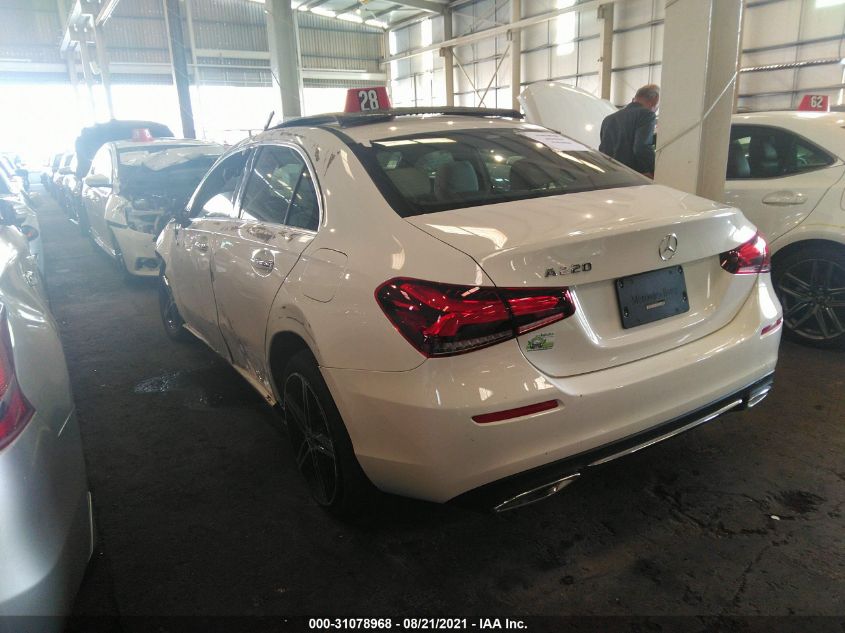 2021 MERCEDES-BENZ A 220 VIN: 0003G4EBOMJ258440
